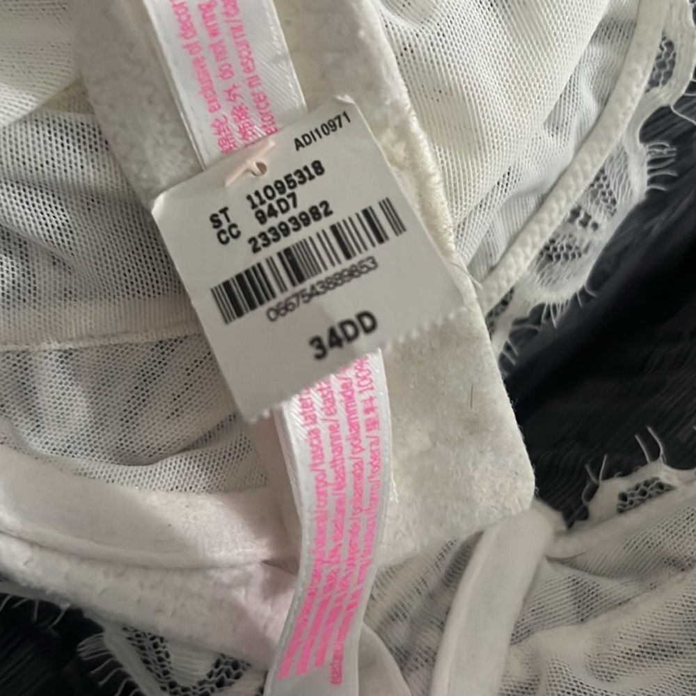 Victoria’s Secret Pink unlined underwire floral lace bra White 34DD - Picture 3 of 3